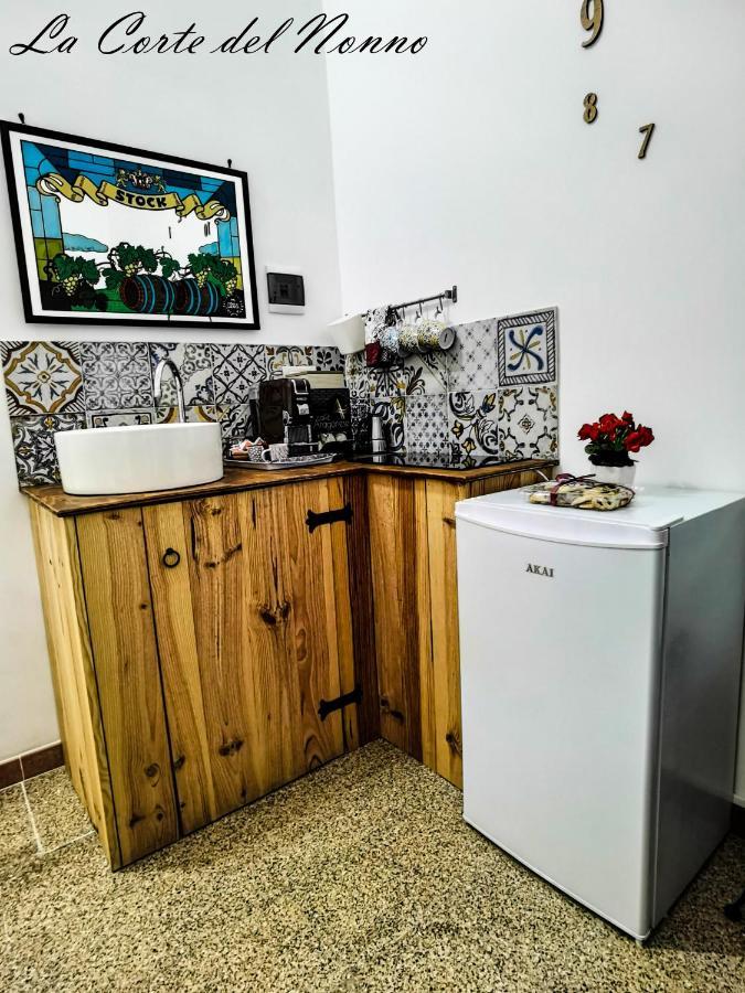 La Corte Del Nonno By Itriahomes Ceglie Messapica Exterior foto